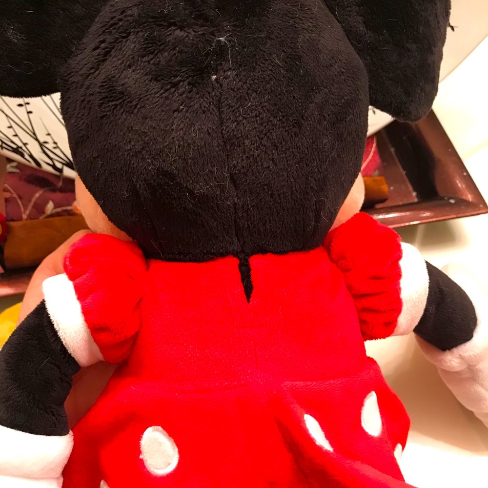 Minnie Mouse Plush - 18” - Picture 4 of 4